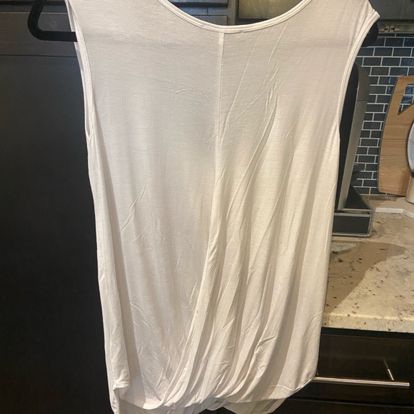 Wrap V neck Tank - Picture 3 of 3